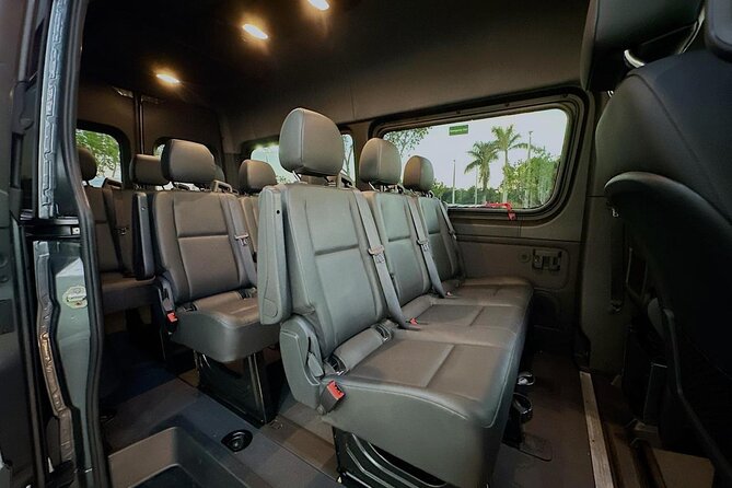 11 Passengers Van Orlando Airport to Port Canaveral One Way - A simple ride between Orlando and the cruise port