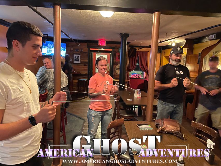 2 Hour Investigative Walking Ghost Tour of Downtown Orlando - Working with guides who know the format