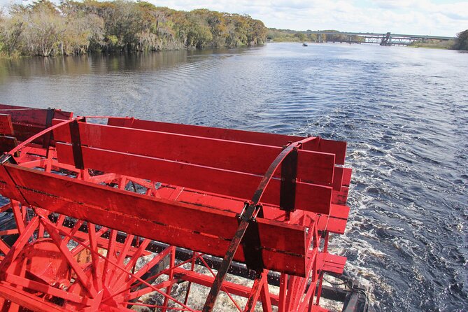 Dining Cruise Experiences on St Johns River from Sanford Florida - Should you book this St. Johns River cruise?