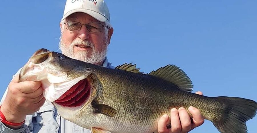 Kissimmee: Private Lake Tohopekaliga Fishing Charter - Your first casts and fishing instruction
