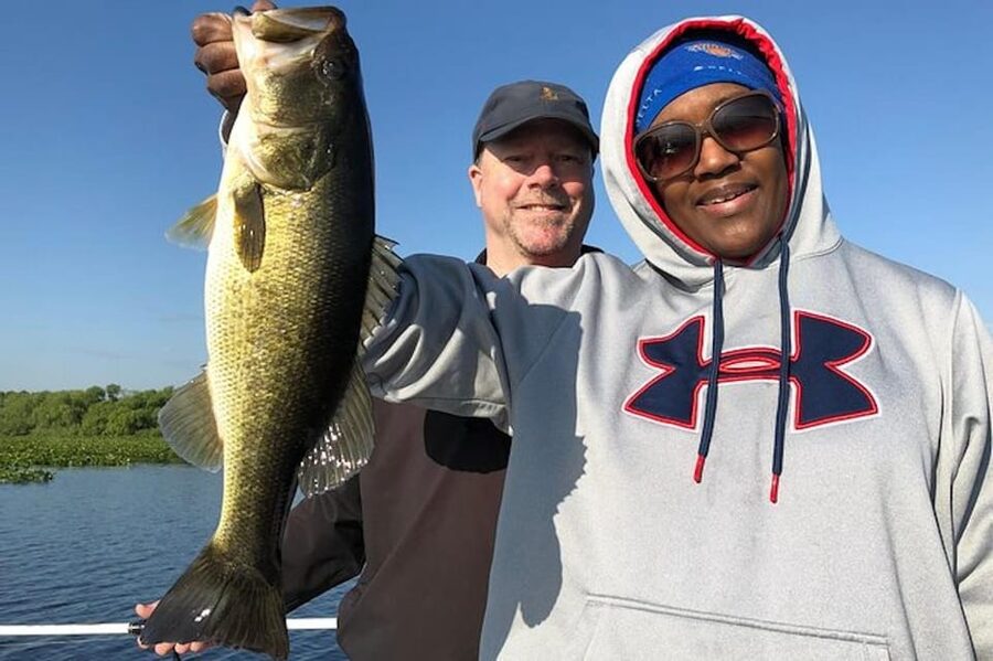 Kissimmee: Private Lake Tohopekaliga Fishing Charter - Moving between Lake Toho fishing spots
