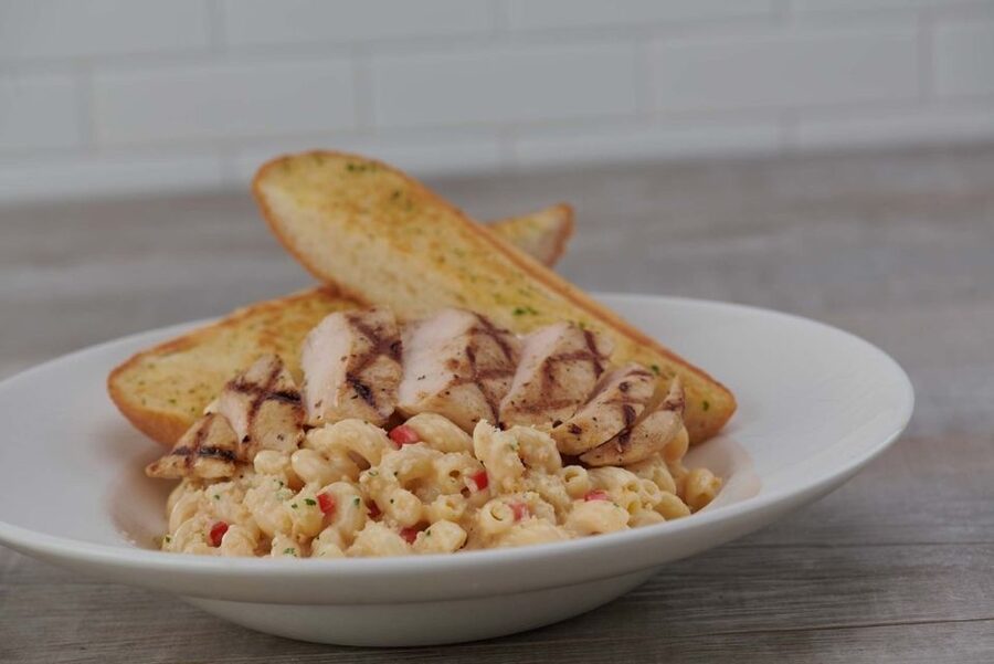 Meal at Hard Rock Cafe Orlando at Universal CityWalk - Food quality and service