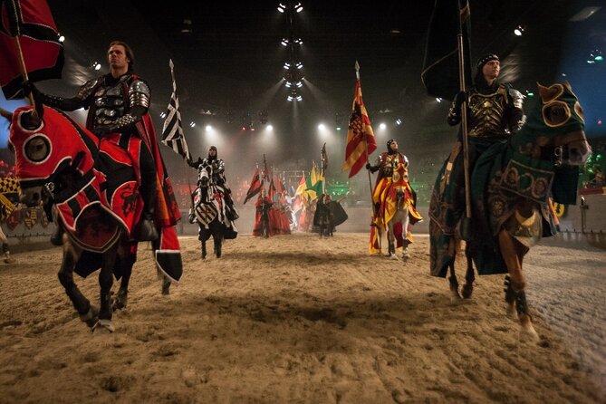 Medieval Times Dinner Show in Orlando - Choosing your color and cheering for a king