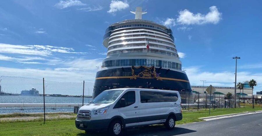 Orlando Airport MCO: Transportation to Disney's & Universal - Why a private MCO transfer can make arrival easier