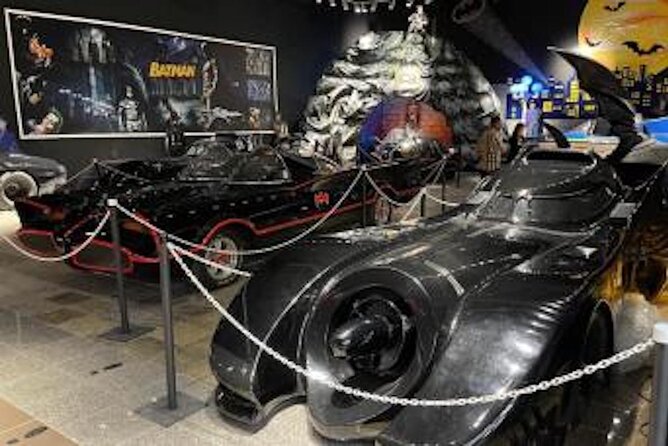 Orlando Auto Museum at Dezerland Park Orlando - A 250,000-square-foot museum built for wandering
