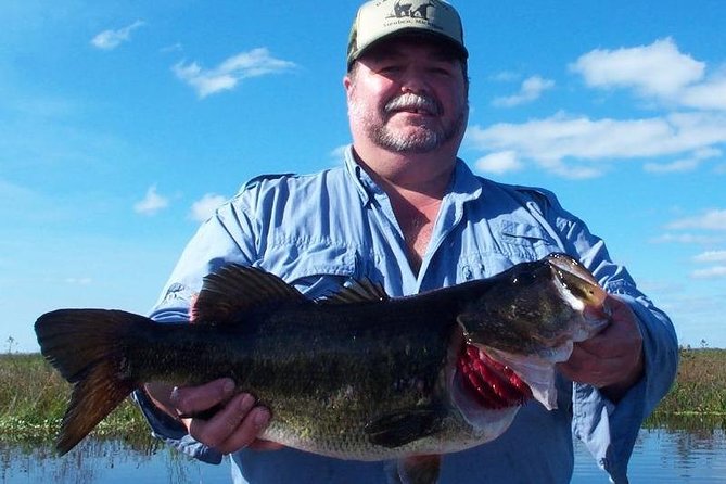 Orlando Bass Fishing Guide near iDrive - Who gets the best value from this trip