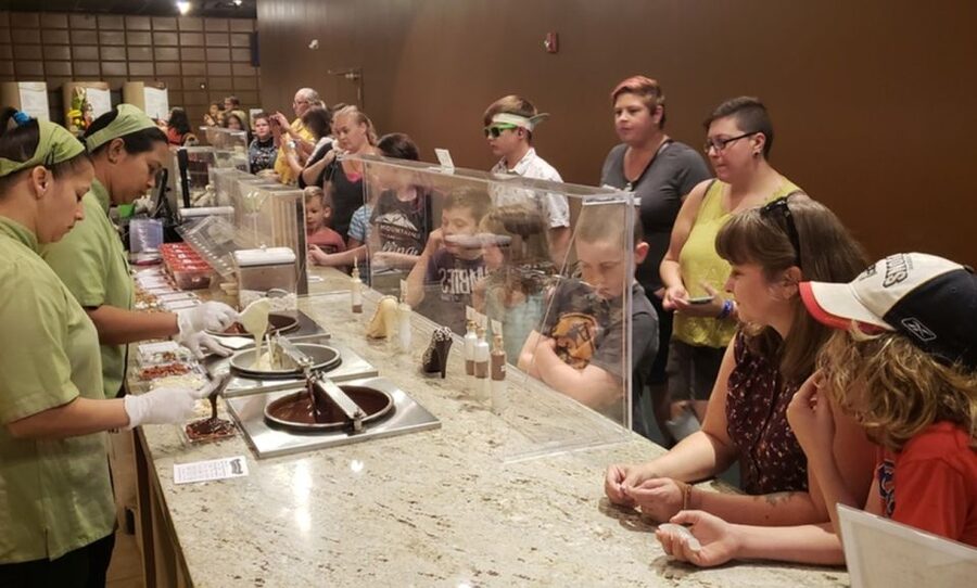 Orlando: Chocolate Kingdom Factory Adventure Tour - Planning your arrival at 9901 Hawaiian Court