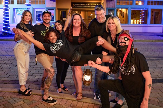 Orlando Haunts Boos and Booze Haunted Pub Crawl - The Grand Bohemian’s poisoned lounge singer