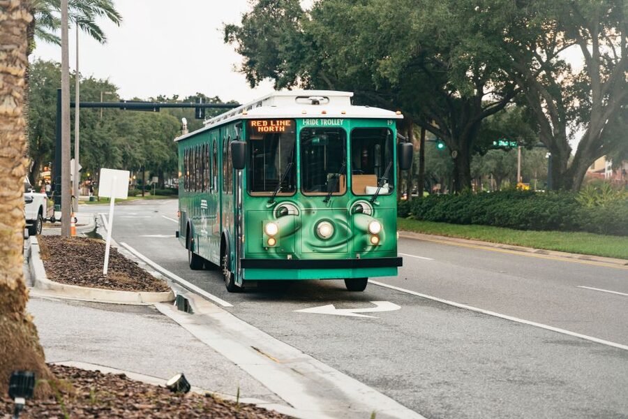 Orlando: I-Ride Trolley Hop-on Hop-off Pass - Who will enjoy this most