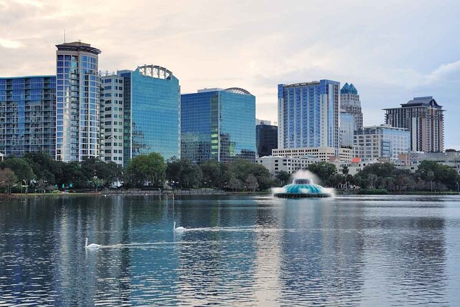 Outdoor Escape Room in Orlando - Lake Eola Park Area - A two-hour outing, or a longer date in the park