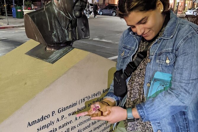 Outdoor Escape Room in Orlando - Lake Eola Park Area - Following clues around Lake Eola Park