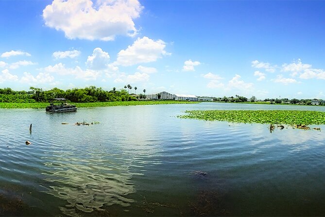 Pontoon Pub Crawl, 5 Lakeside Pubs and Restaurants Visit by Boat - Key points to know before booking