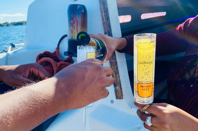Private 2-Hour Day Sailing Experience - What the 25-foot sailboat feels like