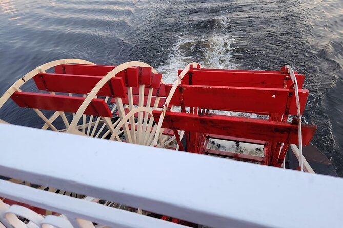 Riverboat Sunset Cruise in St Cloud - A good choice for couples and small celebrations