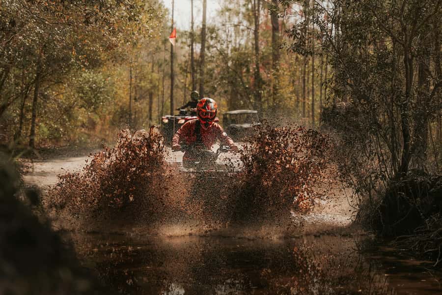 Single-seat ATV Adventure - 1 Hour - Riding your own ATV across 230 acres