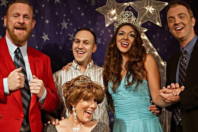 Sleuth's Mystery Dinner Show, Orlando - Arrive early at Gooding’s Plaza